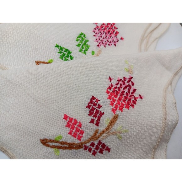 Vintage Linen Luncheon Napkins Pink & Red Rosebud Cross-stitch Set Of 5 Tea Time - Picture 4 of 8
